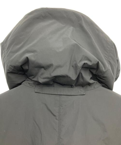 BURBERRY（バーバリー）BURBERRY (バーバリー) ナイロンフーデッドコート ブラック×ホワイト サイズ:48の古着・服飾アイテム