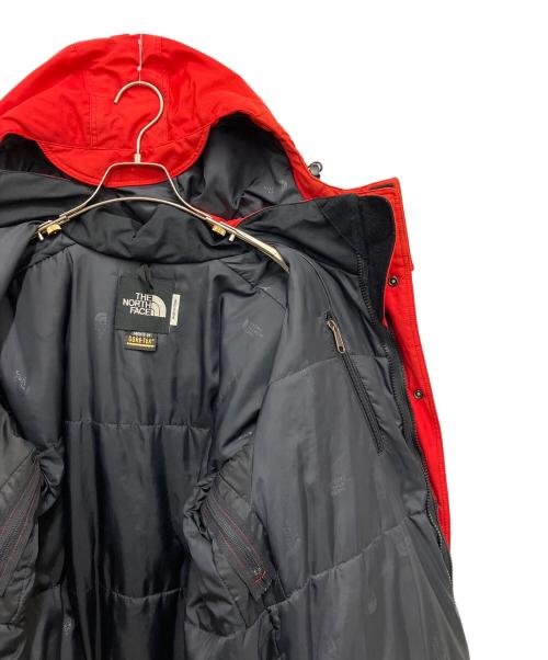 THE NORTH FACE（ザ ノース フェイス）THE NORTH FACE (ザ ノース フェイス) マウンテンパーカー レッド×ブラック サイズ:Mの古着・服飾アイテム
