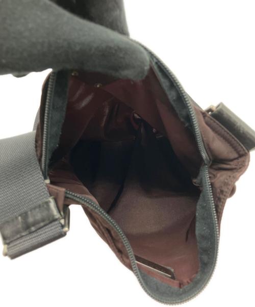 PRADA（プラダ）PRADA (プラダ) ナイロンサコッシュ ブラウン×ブラックの古着・服飾アイテム