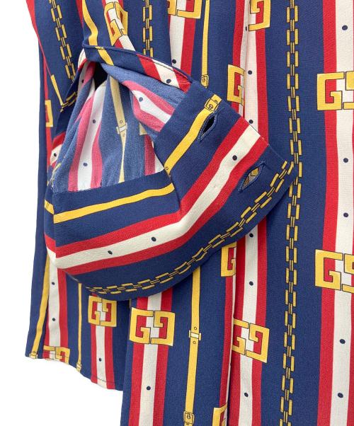 GUCCI（グッチ）GUCCI (グッチ) パールボタンシルクボウタイブラウス ネイビー×レッド サイズ:36の古着・服飾アイテム