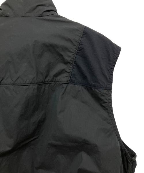 THE NORTHFACE PURPLELABEL（ザ・ノースフェイス パープルレーベル）THE NORTHFACE PURPLELABEL (ザ・ノースフェイス パープルレーベル) Brushed Weather Mountain Wind Vest ブラック サイズ:XLの古着・服飾アイテム
