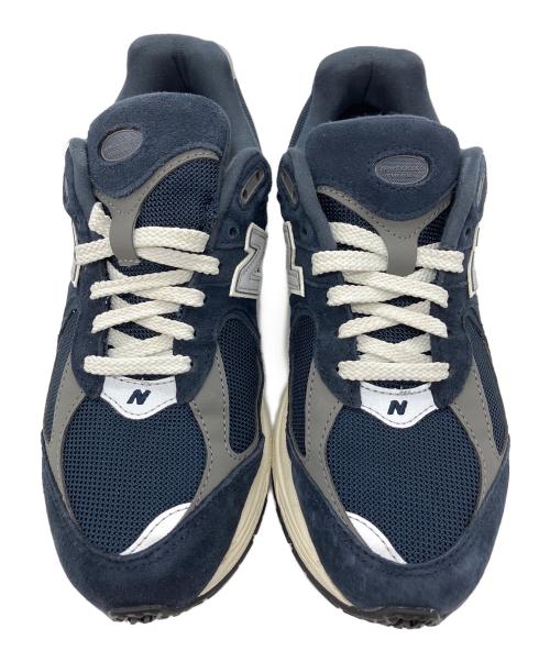 NEW BALANCE（ニューバランス）NEW BALANCE (ニューバランス) M2002RCA ネイビー×ベージュ サイズ:25.5cmの古着・服飾アイテム