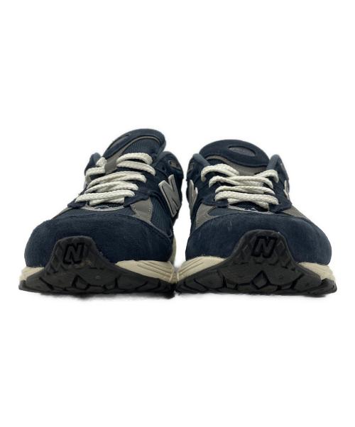 NEW BALANCE（ニューバランス）NEW BALANCE (ニューバランス) M2002RCA ネイビー×ベージュ サイズ:25.5cmの古着・服飾アイテム