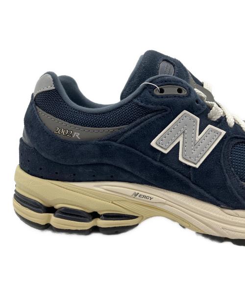 NEW BALANCE（ニューバランス）NEW BALANCE (ニューバランス) M2002RCA ネイビー×ベージュ サイズ:25.5cmの古着・服飾アイテム