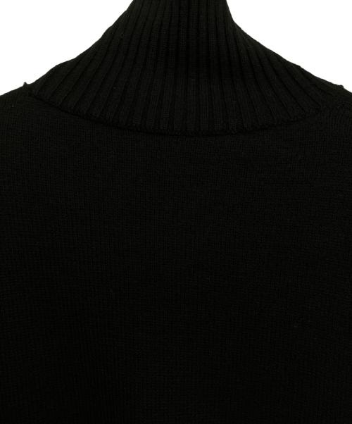 AMI Alexandre Mattiussi（アミアレクサンドルマテュッシ）AMI Alexandre Mattiussi (アミアレクサンドルマテュッシ) タートルネックニット ブラック×レッド サイズ:Mの古着・服飾アイテム