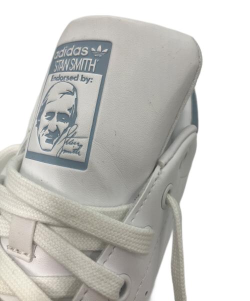 adidas（アディダス）adidas (アディダス) スタンスミス ホワイト×ネイビー サイズ:US 10.5の古着・服飾アイテム