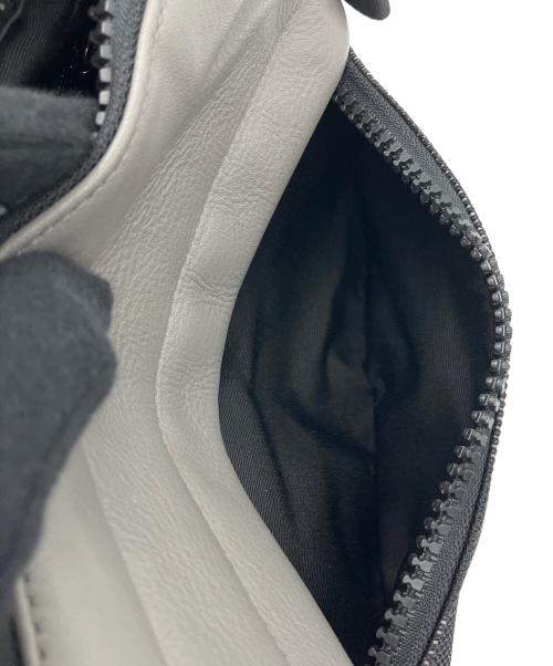 COACH（コーチ）COACH (コーチ) ボディーバッグ グレー×ブラックの古着・服飾アイテム