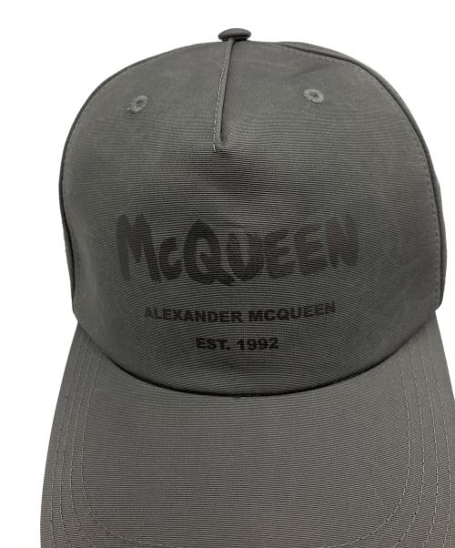 ALEXANDER McQUEEN（アレキサンダーマックイーン）ALEXANDER McQUEEN (アレキサンダーマックイーン) キャップ オリーブ サイズ:M 58cmの古着・服飾アイテム