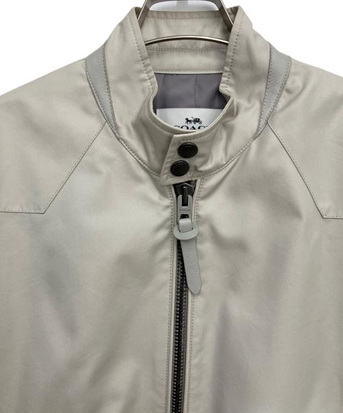 COACH（コーチ）COACH (コーチ) ジップアップジャケット ベージュ サイズ:Mの古着・服飾アイテム