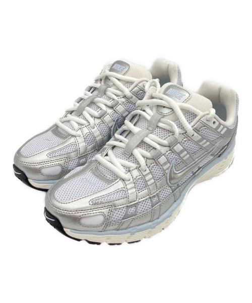 NIKE（ナイキ）NIKE (ナイキ) P-6000 ホワイト×シルバー サイズ:25cm 未使用品の古着・服飾アイテム