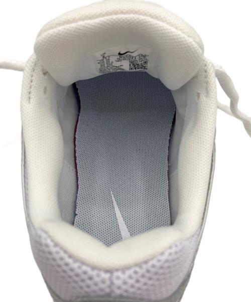 NIKE（ナイキ）NIKE (ナイキ) P-6000 ホワイト×シルバー サイズ:25cm 未使用品の古着・服飾アイテム