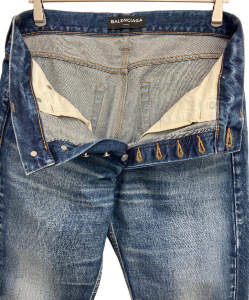 BALENCIAGA（バレンシアガ）BALENCIAGA (バレンシアガ) ストレートデニムパンツ インディゴ サイズ:31の古着・服飾アイテム