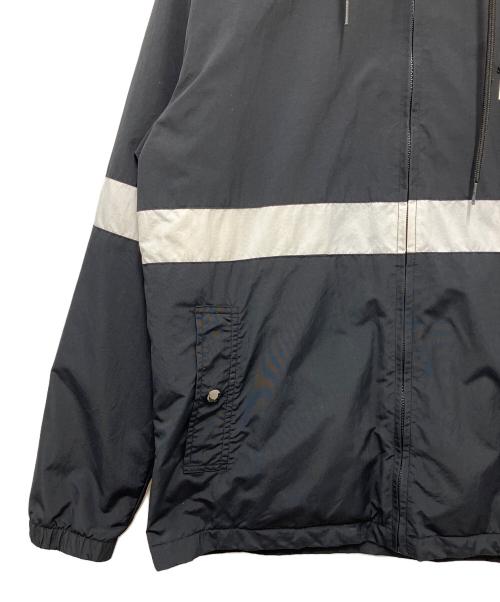 stussy（ステューシー）stussy (ステューシー) ナイロンジャケット ブラック×ホワイト サイズ:Mの古着・服飾アイテム