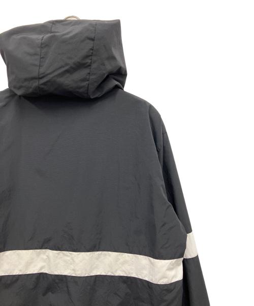 stussy（ステューシー）stussy (ステューシー) ナイロンジャケット ブラック×ホワイト サイズ:Mの古着・服飾アイテム