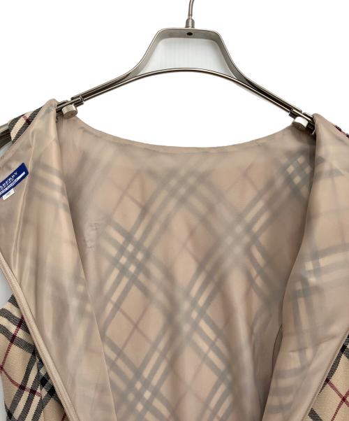 BURBERRY BLUE LABEL（バーバリー ブルー レーベル）BURBERRY BLUE LABEL (バーバリー ブルー レーベル) ノースリーブワンピース ベージュ×ブラック サイズ:38の古着・服飾アイテム
