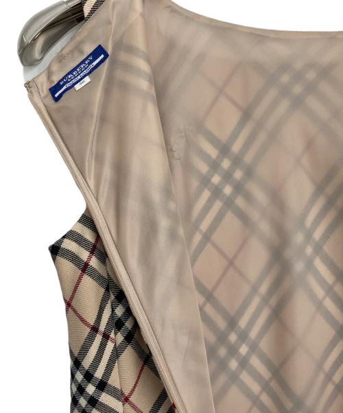 BURBERRY BLUE LABEL（バーバリー ブルー レーベル）BURBERRY BLUE LABEL (バーバリー ブルー レーベル) ノースリーブワンピース ベージュ×ブラック サイズ:38の古着・服飾アイテム