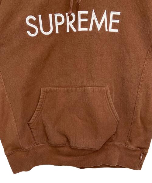 SUPREME（シュプリーム）SUPREME (シュプリーム) プルオーバーパーカー ブラウン×ホワイト サイズ:Lの古着・服飾アイテム