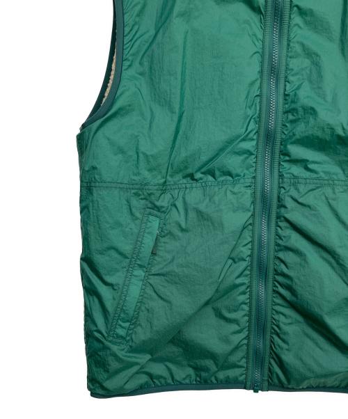 THE NORTH FACE（ザ ノース フェイス）THE NORTH FACE (ザ ノース フェイス) ボアベスト ベージュ×グリーン サイズ:Lの古着・服飾アイテム