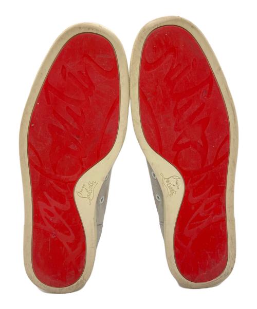 Christian Louboutin（クリスチャン・ルブタン）Christian Louboutin (クリスチャン・ルブタン) LOUIS FLAT VEAU VELOURS グレー×ホワイト サイズ:SIZE 43の古着・服飾アイテム