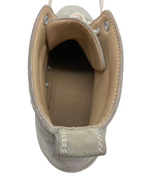 Christian Louboutin（クリスチャン・ルブタン）Christian Louboutin (クリスチャン・ルブタン) LOUIS FLAT VEAU VELOURS グレー×ホワイト サイズ:SIZE 43の古着・服飾アイテム