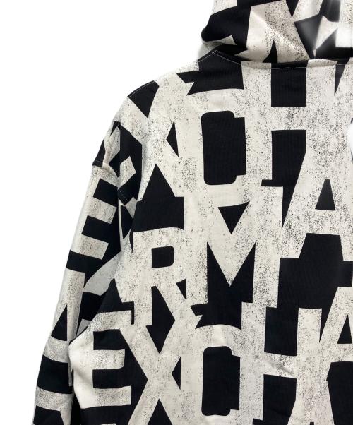 ARMANI EXCHANGE（アルマーニ エクスチェンジ）ARMANI EXCHANGE (アルマーニ エクスチェンジ) プルオーバーパーカー ホワイト×ブラック サイズ:Mの古着・服飾アイテム