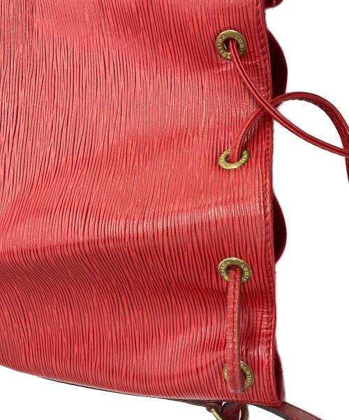 LOUIS VUITTON（ルイ ヴィトン）LOUIS VUITTON (ルイ ヴィトン) ショルダーバッグ エピ プチノエ カスティリアン・ レッドの古着・服飾アイテム