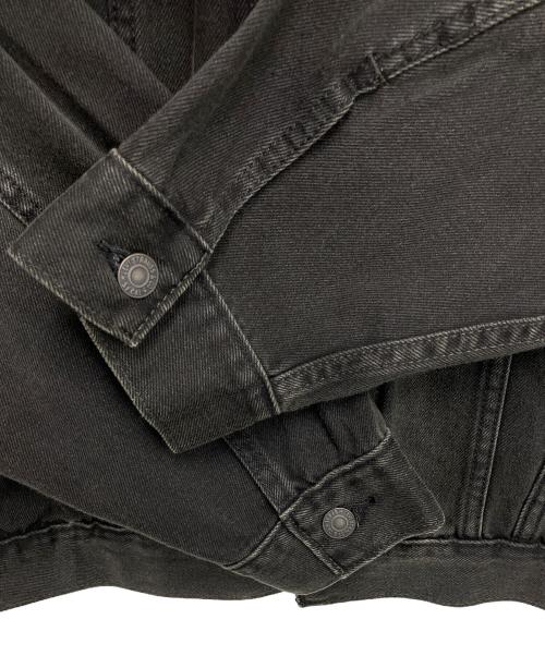 LEVI'S（リーバイス）LEVI'S (リーバイス) デニムジャケット グレー サイズ:Lの古着・服飾アイテム