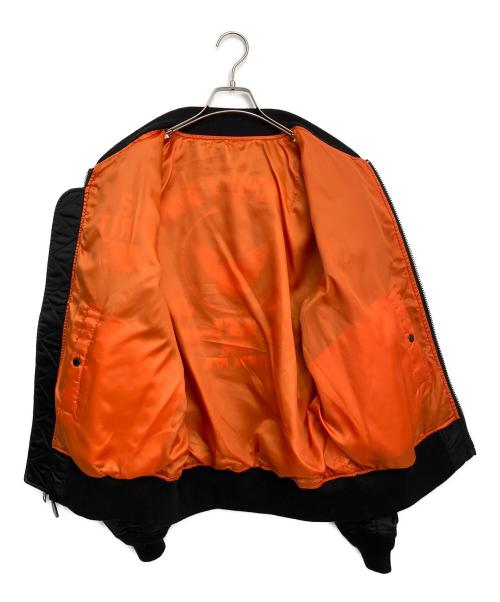 AVIREX（アヴィレックス）AVIREX (アヴィレックス) MA-1ジャケット ブラック×オレンジ サイズ:2XLの古着・服飾アイテム