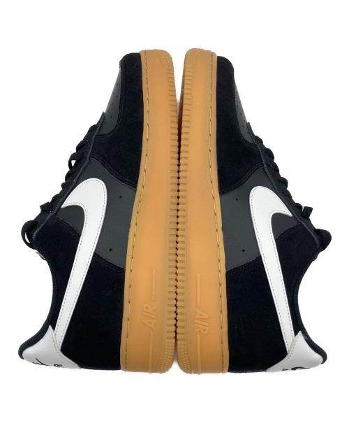 NIKE（ナイキ）NIKE (ナイキ) Air Force 1 Low ブラックスウェードガム ブラック×ホワイト サイズ:28cmの古着・服飾アイテム