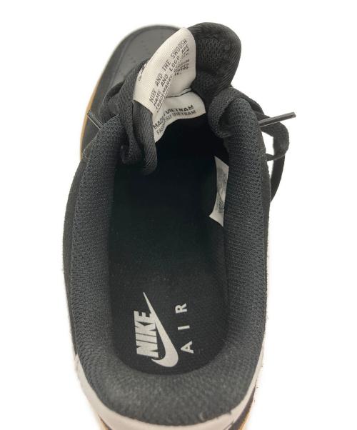 NIKE（ナイキ）NIKE (ナイキ) Air Force 1 Low ブラックスウェードガム ブラック×ホワイト サイズ:28cmの古着・服飾アイテム