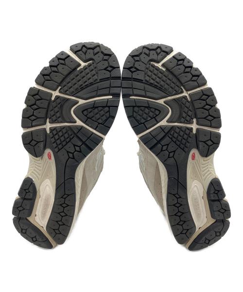 NEW BALANCE（ニューバランス）NEW BALANCE (ニューバランス) U2002BR ベージュ サイズ:25.5cmの古着・服飾アイテム