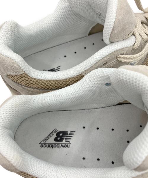 NEW BALANCE（ニューバランス）NEW BALANCE (ニューバランス) U2002BR ベージュ サイズ:25.5cmの古着・服飾アイテム