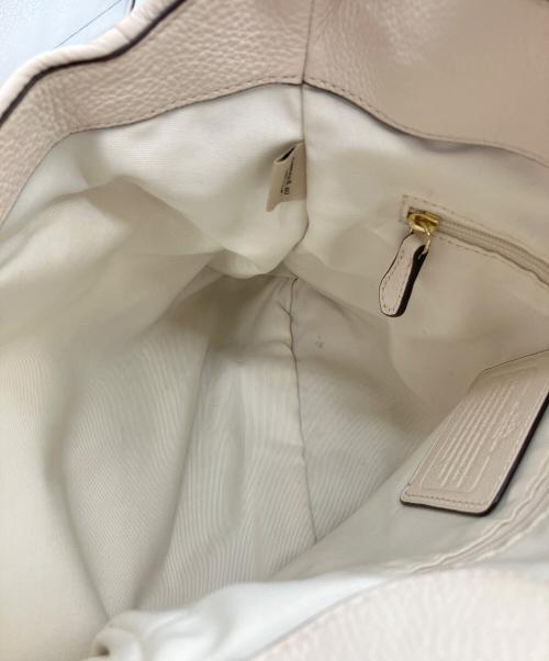 COACH（コーチ）COACH (コーチ) フィービー ショルダーバッグ ベージュの古着・服飾アイテム