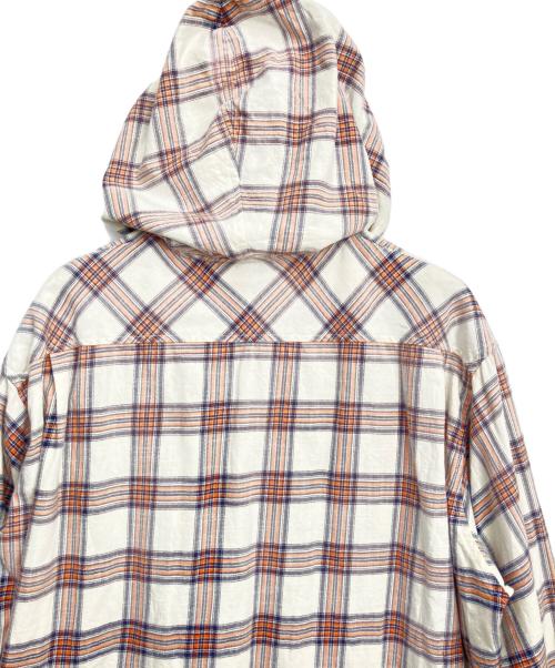 DIESEL（ディーゼル）DIESEL (ディーゼル) パーカー ベージュ サイズ:44の古着・服飾アイテム
