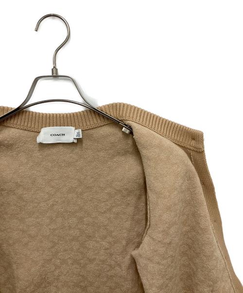 COACH（コーチ）COACH (コーチ) OBSERVED BY US (オブザーブド バイ アス) 厚手カーディガン ベージュ サイズ:Sの古着・服飾アイテム