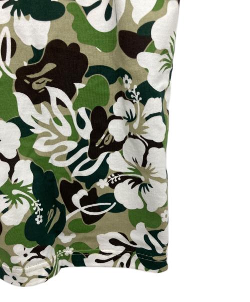 A BATHING APE（アベイシングエイプ）A BATHING APE (アベイシングエイプ) 半袖カットソー グリーン×ホワイト サイズ:Mの古着・服飾アイテム
