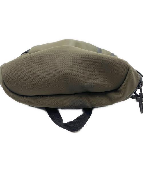MONCLER（モンクレール）MONCLER (モンクレール) FRAGMENT DESIGN (フラグメントデザイン) ZAINO BACKPACK カーキの古着・服飾アイテム