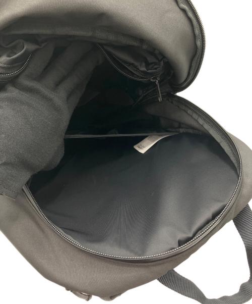 MONCLER（モンクレール）MONCLER (モンクレール) FRAGMENT DESIGN (フラグメントデザイン) リュック ブラックの古着・服飾アイテム