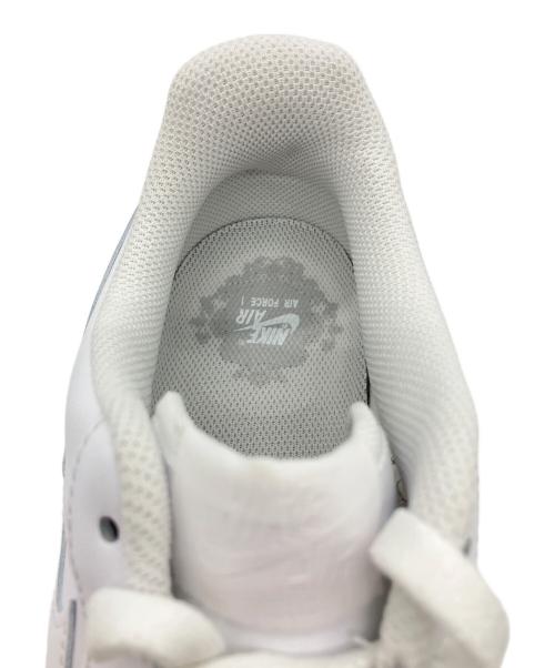 NIKE（ナイキ）NIKE (ナイキ) ウィメンズ エアフォース 1 '07 ホワイト サイズ:US10 未使用品の古着・服飾アイテム