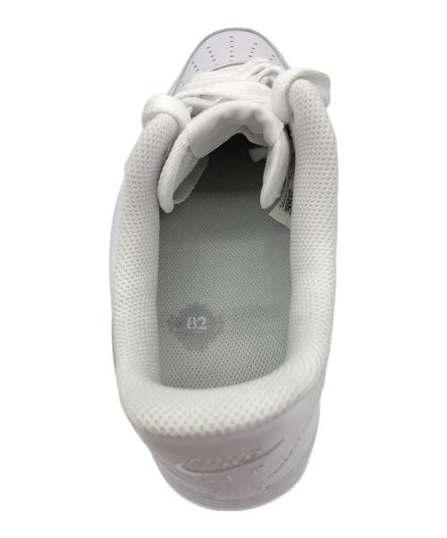 NIKE（ナイキ）NIKE (ナイキ) ウィメンズ エアフォース 1 '07 ホワイト サイズ:US10 未使用品の古着・服飾アイテム