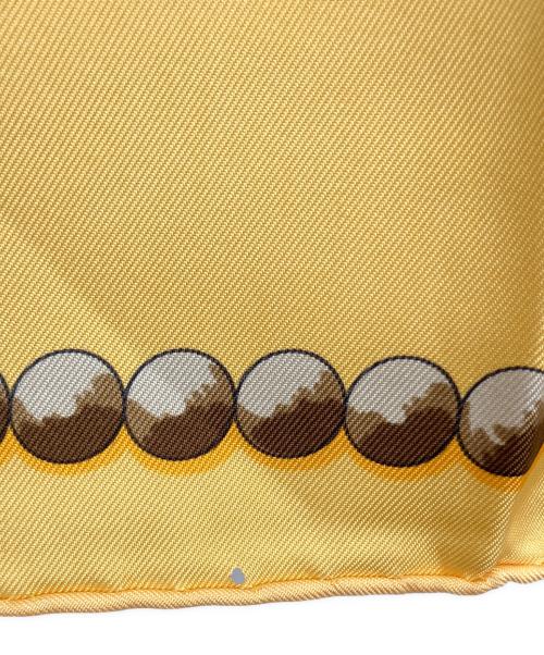HERMES（エルメス）HERMES (エルメス) カレ90 CUILLERS D'AFRIQUE イエローの古着・服飾アイテム