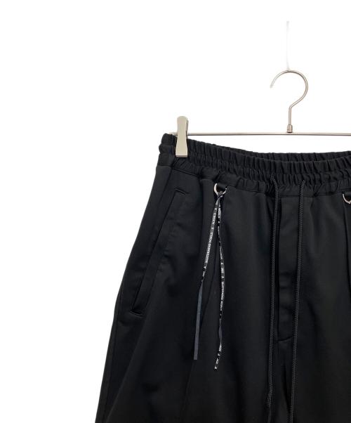 Mastermind WORLD（マスターマインド ワールド）Mastermind WORLD (マスターマインド ワールド) ハーフパンツ ブラック サイズ:Lの古着・服飾アイテム
