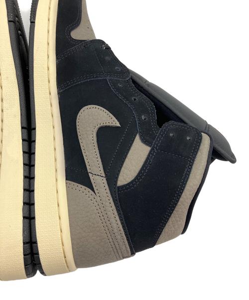 NIKE（ナイキ）NIKE (ナイキ) AIR JORDAN1 Mid ブラック×グレー サイズ:27cmの古着・服飾アイテム