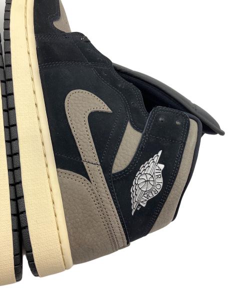 NIKE（ナイキ）NIKE (ナイキ) AIR JORDAN1 Mid ブラック×グレー サイズ:27cmの古着・服飾アイテム