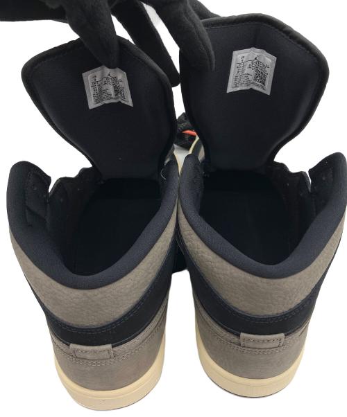 NIKE（ナイキ）NIKE (ナイキ) AIR JORDAN1 Mid ブラック×グレー サイズ:27cmの古着・服飾アイテム