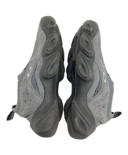 OAKLEY（オークリー）OAKLEY (オークリー) OAKLEY FACTORY TEAM FLESH SANDAL グレー サイズ:US 6.5の古着・服飾アイテム