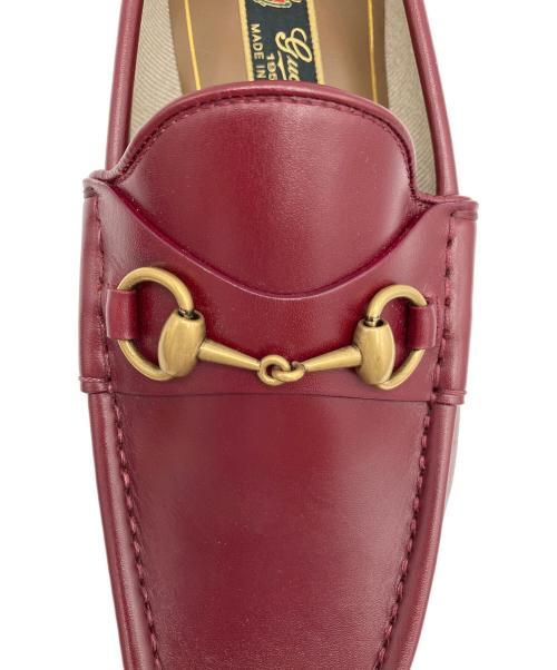GUCCI（グッチ）GUCCI (グッチ) ホースビット 1953 ローファー レッド サイズ:7 未使用品の古着・服飾アイテム