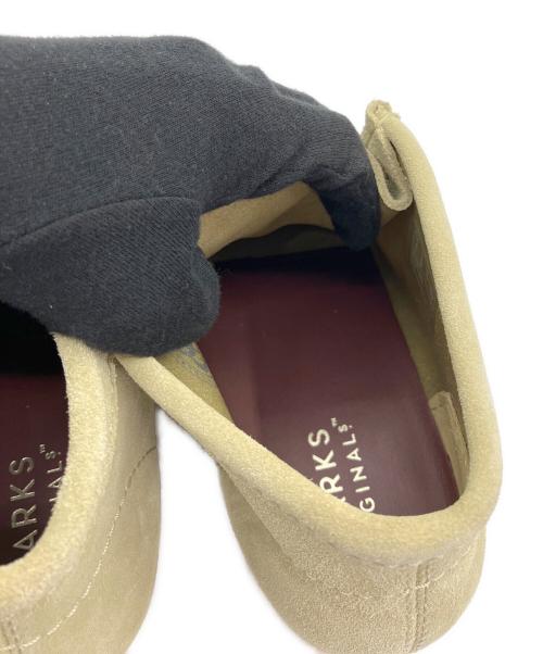 CLARKS ORIGINALS（クラークス オリジナルズ）CLARKS ORIGINALS (クラークス オリジナルズ) デザートブーツ ベージュ サイズ:26.5cmの古着・服飾アイテム