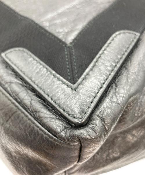 BALENCIAGA（バレンシアガ）BALENCIAGA (バレンシアガ) ネイビーカバM レザー トートバッグ ブラックの古着・服飾アイテム