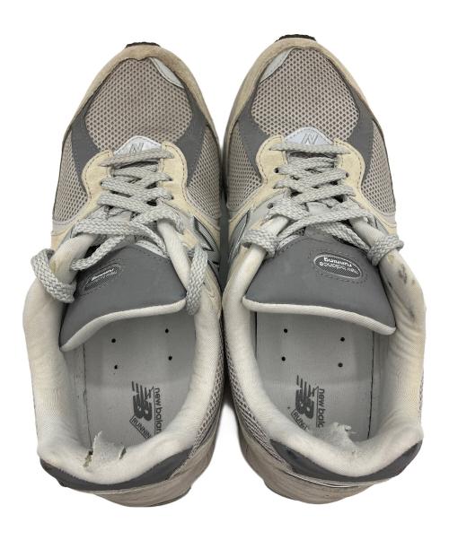 NEW BALANCE（ニューバランス）NEW BALANCE (ニューバランス) ml2002r0 ベージュ×グレー サイズ:27.5cmの古着・服飾アイテム